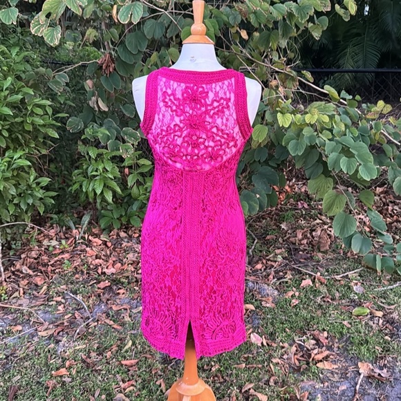 Sue Wong Pink Midi Dress with Elegant Design - Picture 5 of 8